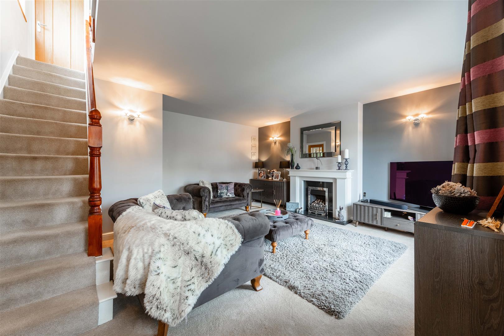 3 bed property in Stanley Drive, Swindon Dudley
